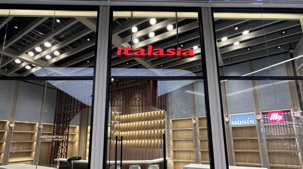 Showroom entrance of Italasia One Bangkok.